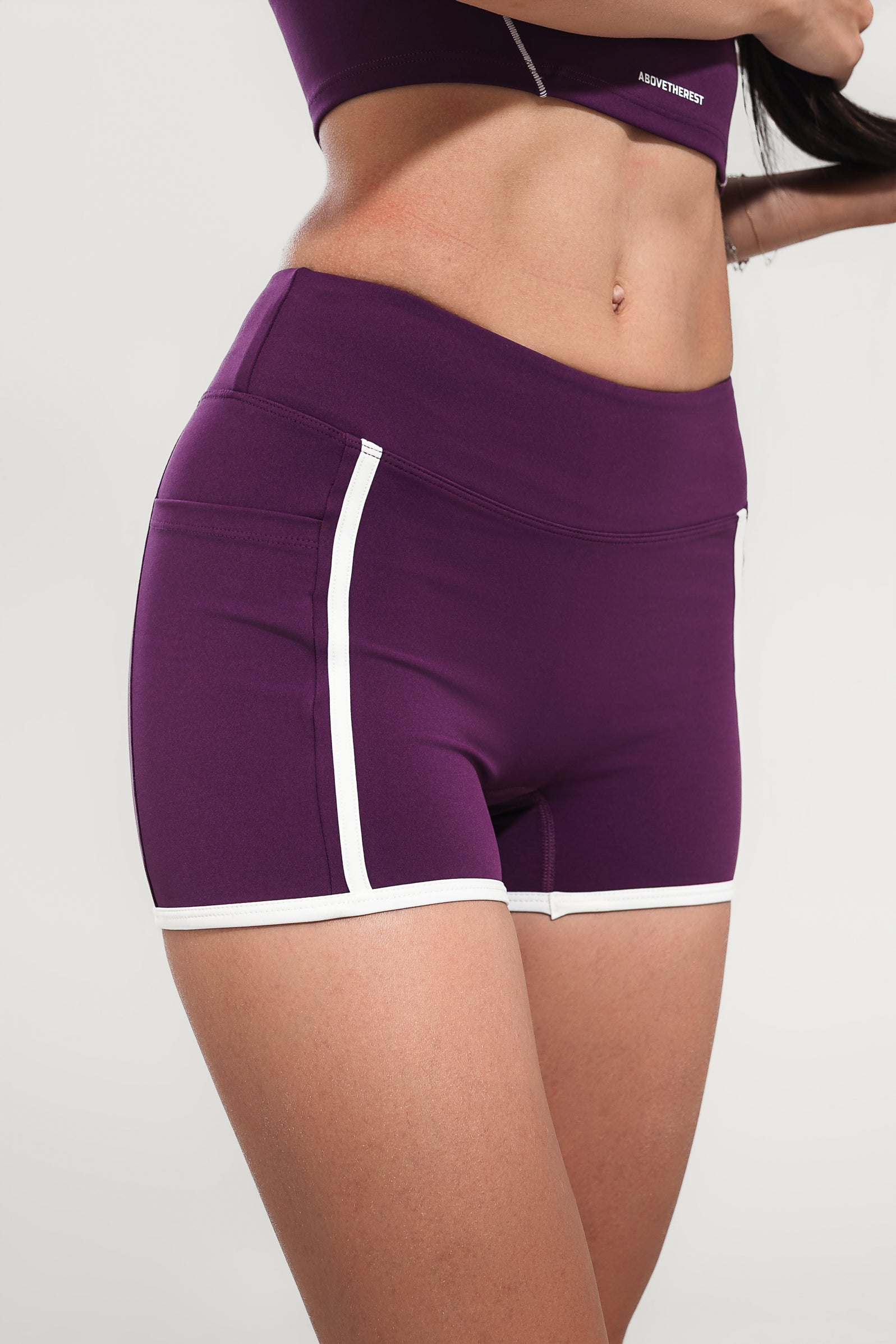 къс клин AURA